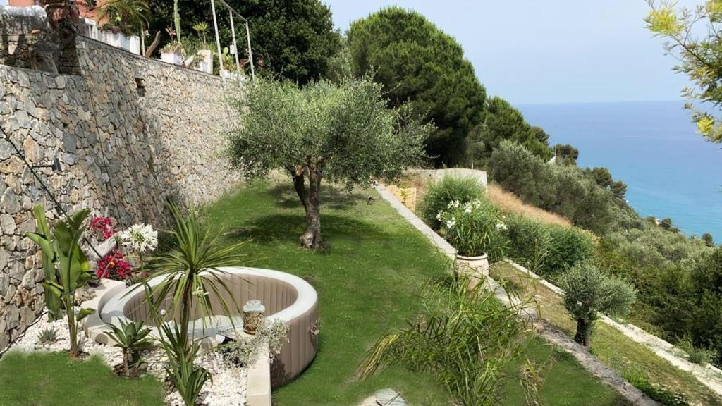 La Bouganvilla Charme & Relax Vista Mare Finale Ligure Ngoại thất bức ảnh